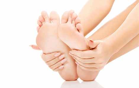 Home Doctor Service for broken toe in Torremolinos