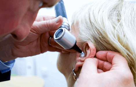 GP advice for cleaning ears in Costa del Sol